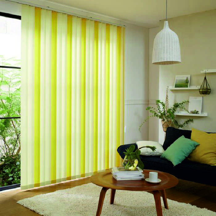 примеры вертикальных жалюзи в интерьере